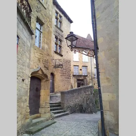Maison De Ville Au Calme